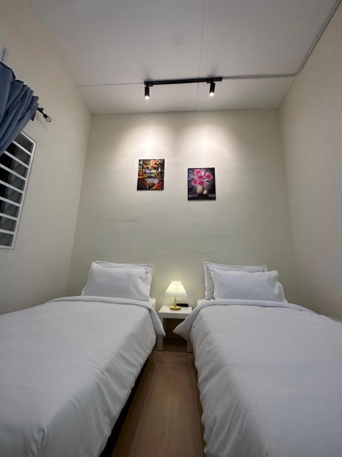 22A Hostel George Town Exteriör bild