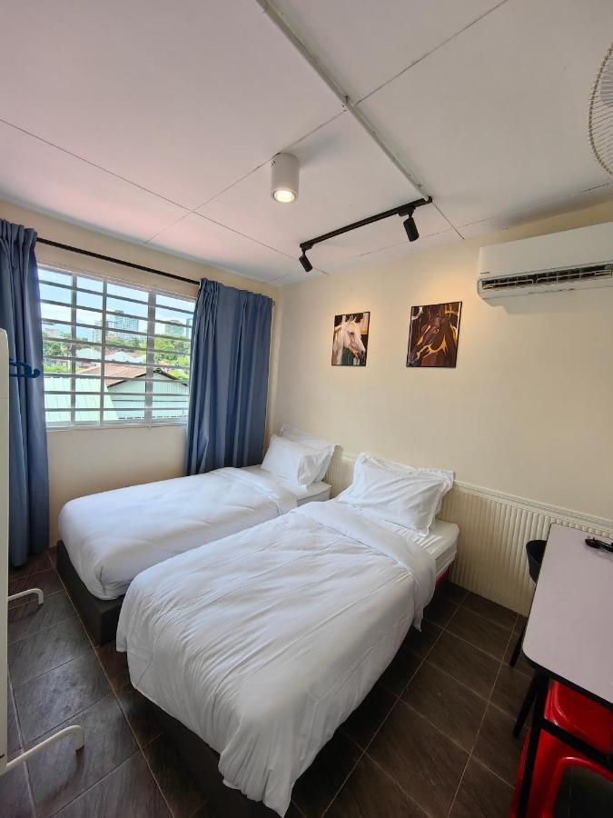 22A Hostel George Town Exteriör bild