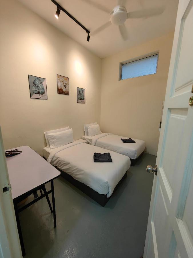 22A Hostel George Town Exteriör bild